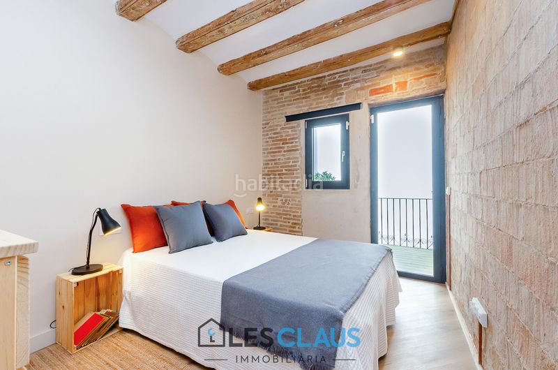 Foto b41fb108-9c42-4295-bd3d-38e6540bfb62. Piso en Raval Barcelona