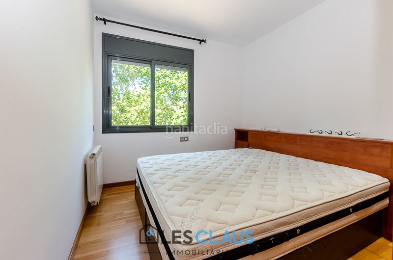 Foto e712c383-ae8e-4b3f-8daa-c19f48b2b13b. Pis amb calefacció a La Bordeta Barcelona