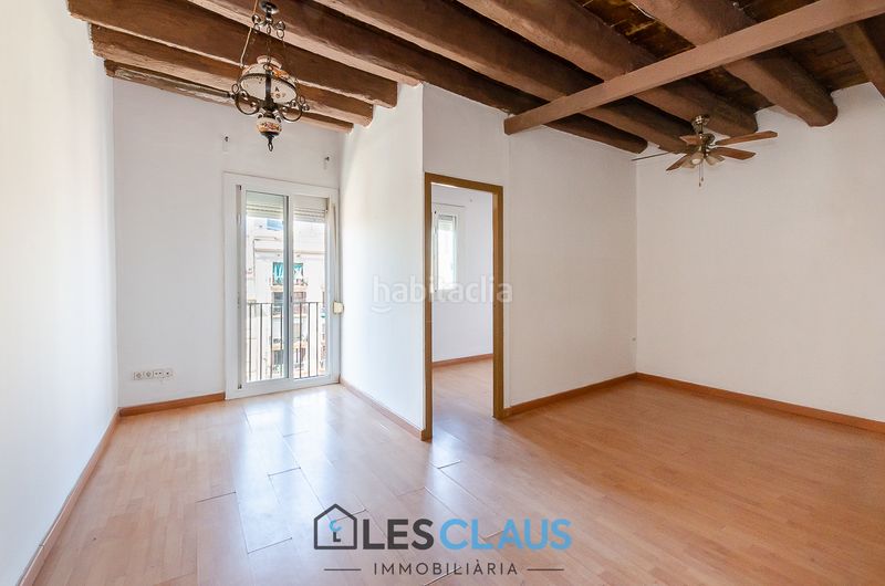 Foto 3f8e74aa-0f2e-4519-9a97-f44dc739636b. Piso en Hostafrancs Barcelona