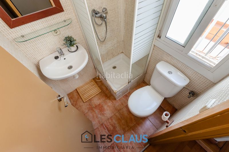 Foto 541212e1-8034-4af5-accf-301505a26366. Piso en Hostafrancs Barcelona
