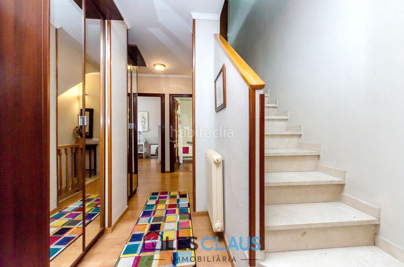 Foto 4a051892-fbe8-4e55-84c8-74d2e3c8e9c5. Duplex con riscaldamento parcheggio in Sants Barcelona