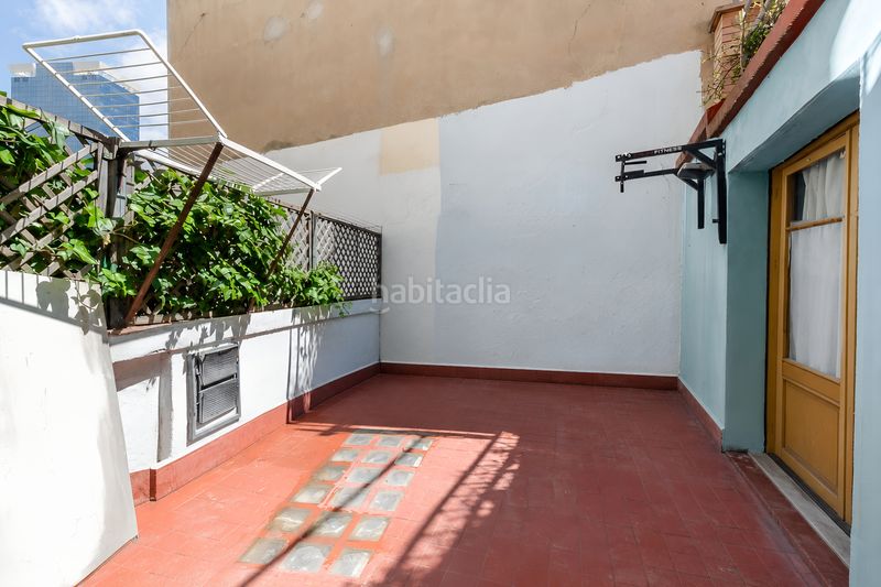 Foto 6b2ba6a5-7d7d-43f0-af5f-ab2506c7c587. Dúplex en Hostafrancs Barcelona