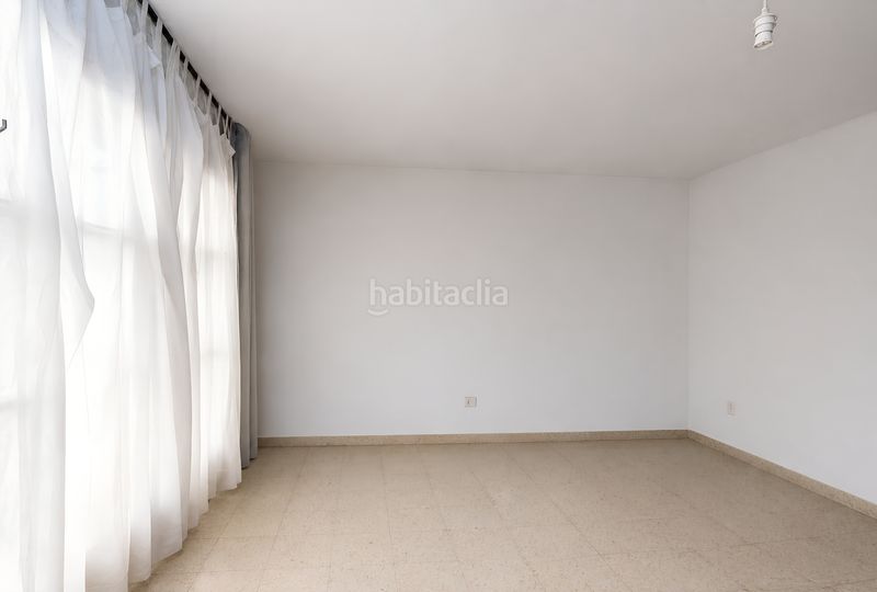 Foto e335a51e-a232-4146-b863-8e6a0f586890. Dúplex en Hostafrancs Barcelona