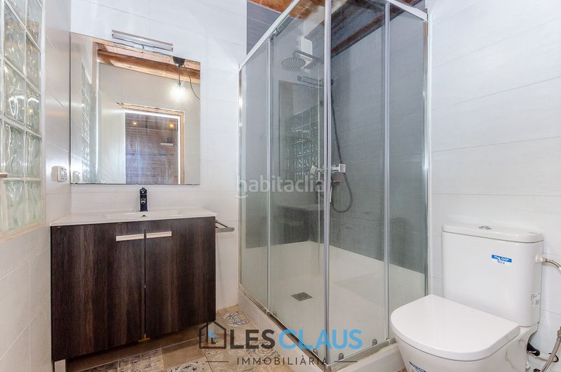 Foto ddb029c5-8df6-42ba-94ac-9107fcce0556. Loft a Raval Barcelona