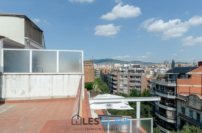 Foto 4e493d56-4d10-465e-a15d-e24b5cd0a8bb. Ático en La Nova Esquerra de l´Eixample Barcelona
