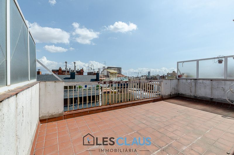 Foto 8b6c8934-2951-4633-93d4-6898f068eca7. Ático en La Nova Esquerra de l´Eixample Barcelona
