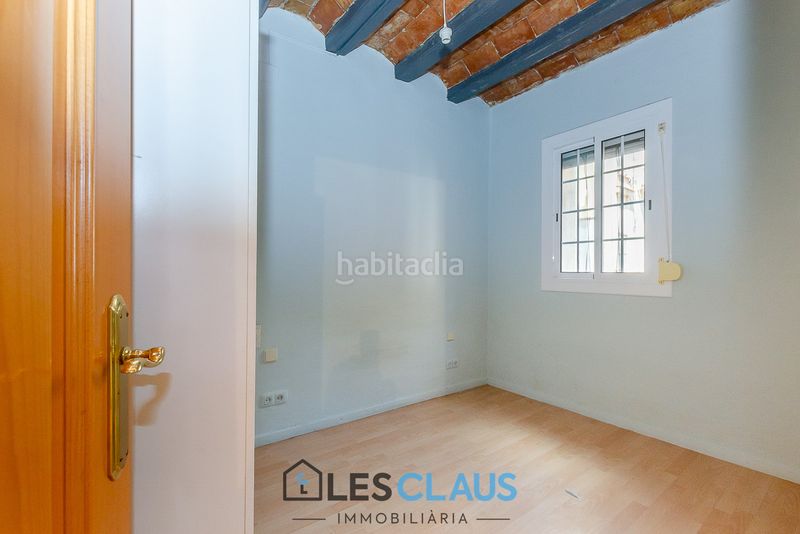 Foto 9ef79cd5-e16d-4e91-81aa-60e7a2afb6d6. Piso en Sants Barcelona
