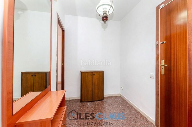 Foto 4e903bb5-0a60-42ce-8fcc-942c69e421a3. Piso en La Bordeta Barcelona