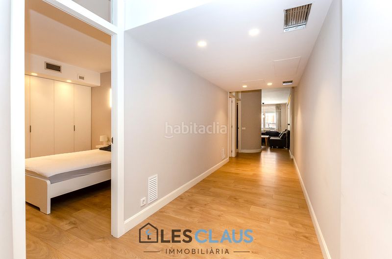 Foto d27fd711-1a7d-42bd-8179-8f98725ad59e. Piso en Sant Ramon - Maternitat Barcelona