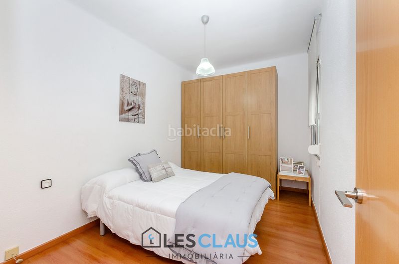 Foto 6333c077-ae99-4d76-8035-46918202968a. Pis amb calefacció a Sants-Badal Barcelona