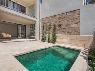 Casa a Carrer del pedregar, 14-20 14-20. Moderna casa de lujo con piscina, garaje y vistas al mar en palm