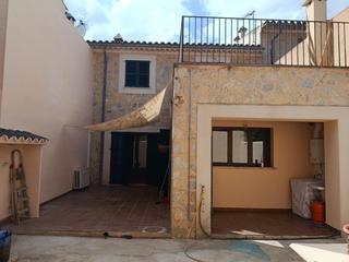 Lloguer Casa  Carrer escola graduada. Se alquila adosado en binissalem