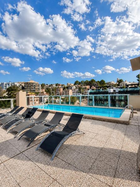 Foto abd76ad7-abe0-44f1-a0c3-effcab99003e. Lloguer àtic amb calefacció aparcament piscina a Palma de Mallorca