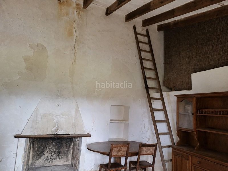 Foto c7a1a90f-6502-4d99-b1c2-7617ab969c51. Masia a Santa María del Camí