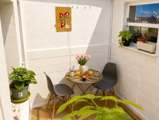 Casa  Carrer de miquel ángel colomar. Casa con patio y azotea en la vileta palma con techo libre