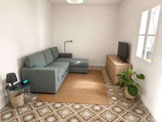 Casa  Carrer de miquel ángel colomar. Casa con patio y azotea en la vileta palma con techo libre