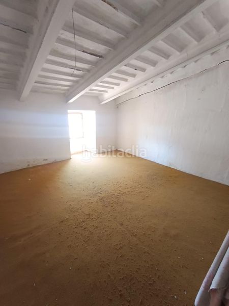 Foto 78a03a3e-9354-4b18-89c0-1956ab951754. Casa amb aparcament a Binissalem