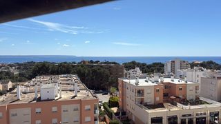 �tic a Cala Major. �tico con impresionantes vistas al mar, terraza y parking inclui