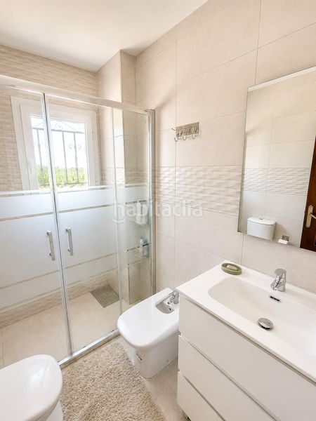 Foto 9dae62b0-559d-4048-8ec9-213bd21ca5b1. Casa amb aparcament piscina a Playa Muchavista Campello (el)