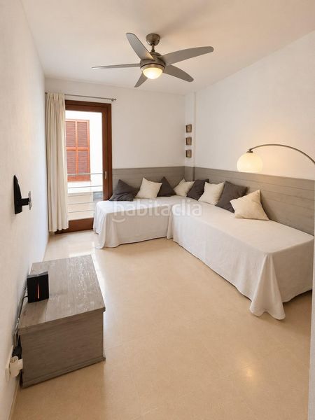 Foto 2b321968-e952-4c47-8325-bd3c1a3d0d4a. Alquiler ático amplio y luminoso apartamento en primera línea de mar, dos terrazas y plaza de parking en Artà