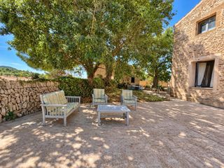 Miete Haus in Petra. Espectacular casa de campo con 4 dormitorios y vistas despejadas