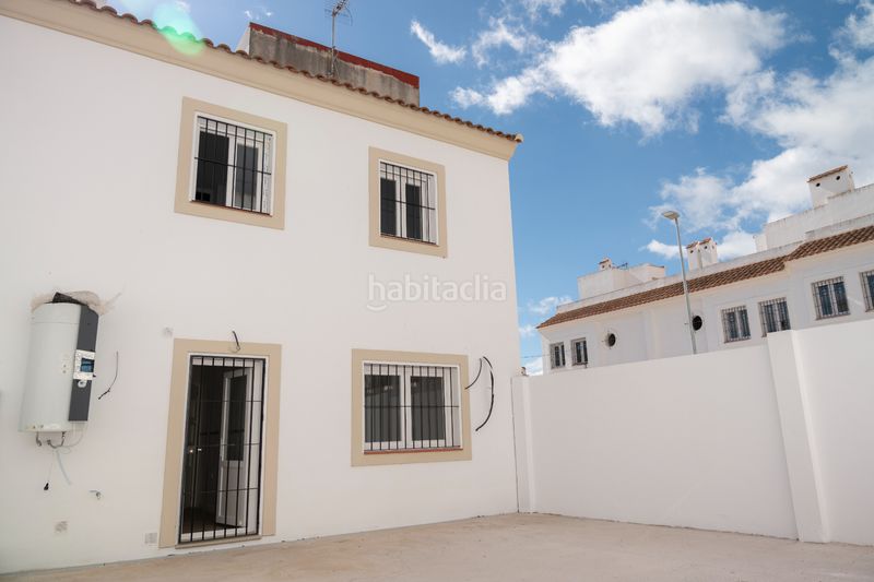 Foto 482200f4-42ea-46a0-a68d-69c04fc5c1c8. Casa adossada 107m<sup>2</sup> a calle 8 de marzo 6 a Campillos