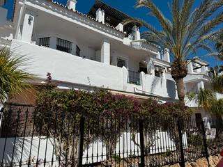 Pis  Urbanización los naranjos de marbella. Vivienda en urbanizacion los naranjos en marbella