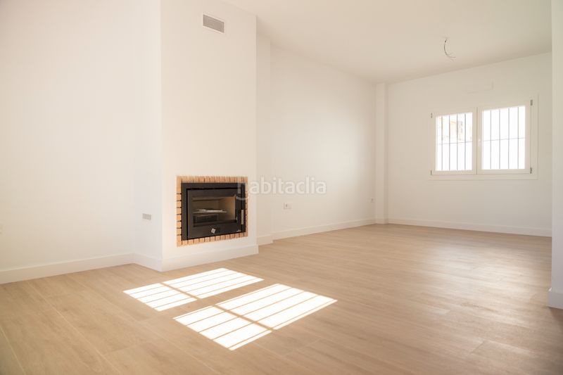 Foto cf83397d-6698-4e8d-9793-3d8070651968. Casa adossada 107m<sup>2</sup> a calle 8 de marzo 6 a Campillos