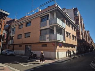 Piso en Calle mariano josé de larra 29. Excelente piso para entrar ha vivir