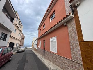 Apartamento en Silos (Los). Venta de vivienda con terreno y vistas al mar en los silos