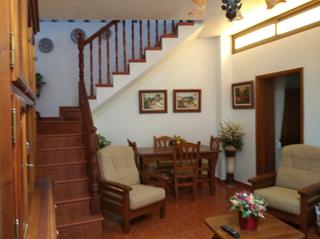 Mas à Chío. Venta de casa terrera de dos habitaciones y un baño en chio del
