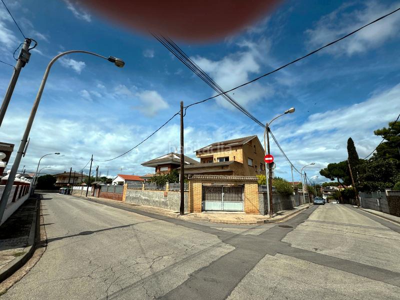 Foto d6ec63bc-6914-41ab-80a8-eb93b4544dc6. Terreny residencial a carrer del compositor granados 28 a Rubí