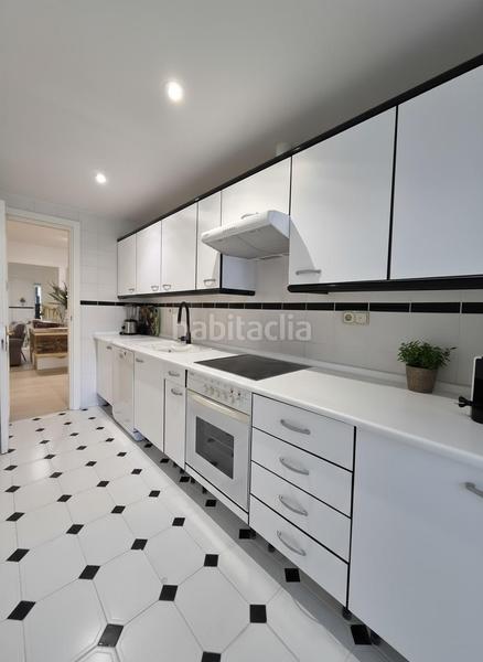 Foto 929cdf88-80df-48e0-8a70-e4582388714c. Etagenwohnung mit heizung parking pool in Río Real Marbella