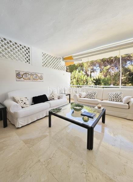 Foto c48745bf-e628-4f1e-8ad9-39a6b76f29e7. Etagenwohnung mit heizung parking pool in Río Real Marbella