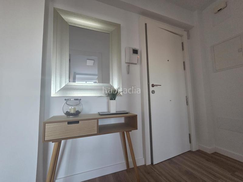 Foto d00122e3-e57c-4e73-bbe4-8ae1e5a8e4b5. Location appartement dans Parque Ayala - Jardín de la Abadía - Huelín Málaga