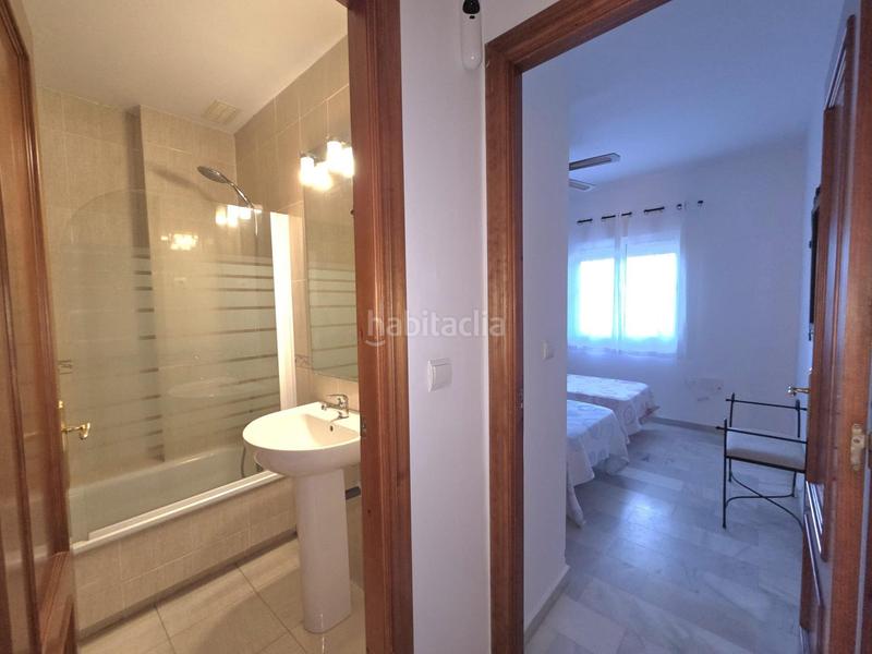 Foto 068ec6ba-45ab-4212-86bc-3dab41fc14d2. Appartement avec parking dans El Faro de Calaburra - Chaparral Mijas