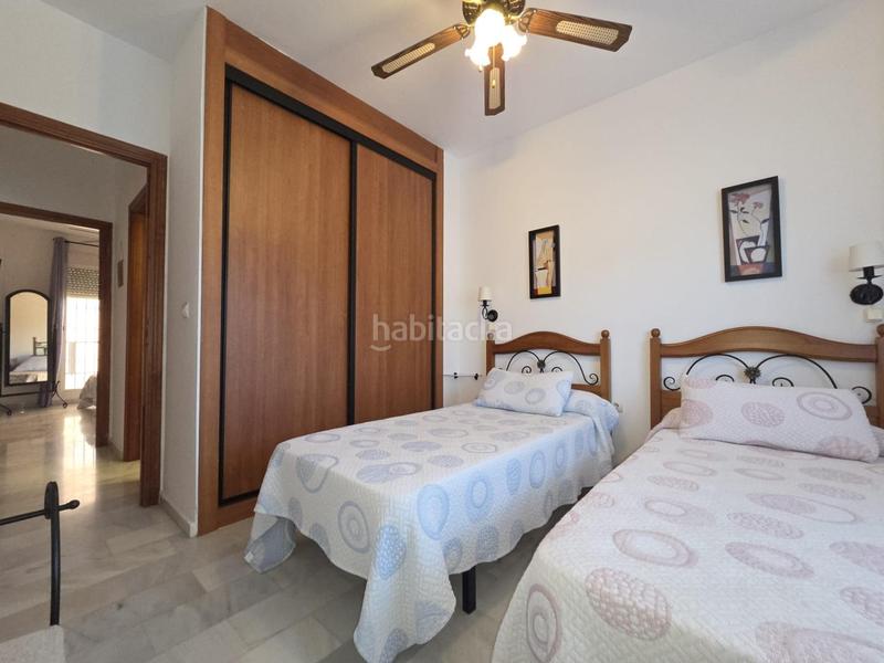 Foto 3a1ffce4-11e1-4895-b70b-ac28e8cc48cf. Appartement avec parking dans El Faro de Calaburra - Chaparral Mijas