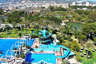 Estudi a Avenida parque del 3. Benalbeach estudio de lujo reformado con rentabilidad demostrabl