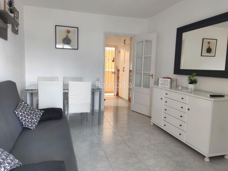Foto 2ec1990e-d0ab-4960-aeda-fead9dd2c4a9. Apartament amb piscina a Parque de la Paloma Benalmádena
