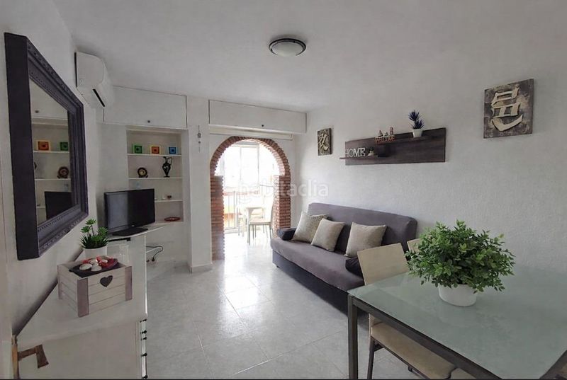 Foto ff28da8c-0b91-42cb-823c-1db29542c542. Apartament amb piscina a Parque de la Paloma Benalmádena