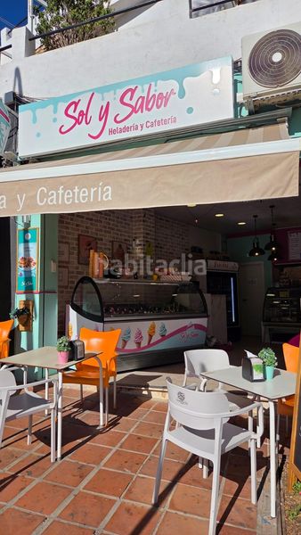 Foto 03487e22-ba98-4f5c-9d36-fbb873025e68. Traspaso local comercial traspaso de heladeríacafetería costa! en Benalmádena