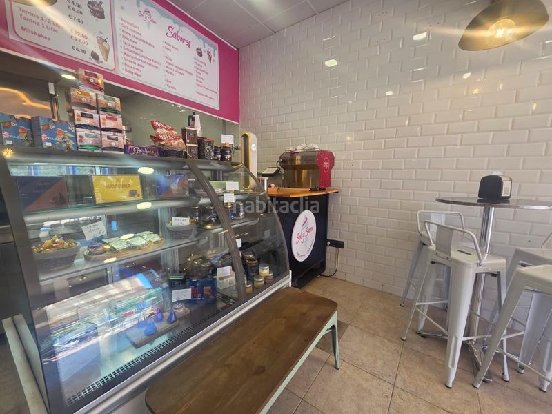 Foto 9dda8e5e-f502-447a-a2d9-00e2d12dc345. Traspaso local comercial traspaso de heladeríacafetería costa! en Benalmádena
