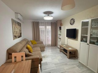 Lloguer Pis  Calle de tona radely. Precioso piso reformado con gran terraza privada