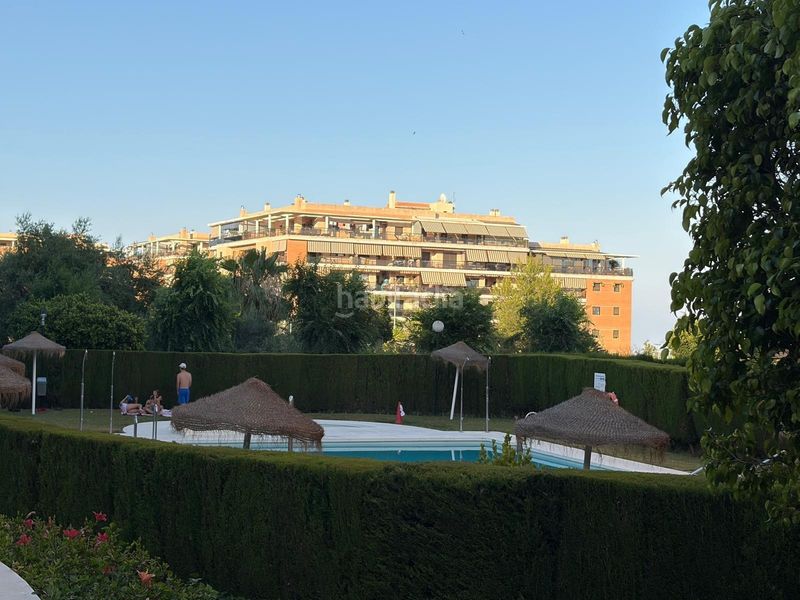 Foto 3b39f4cc-550a-4c7a-a4df-81b395e8ec90. Planta baixa amb calefacció aparcament piscina a Torremolinos