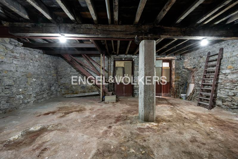 Foto 52749a1b-859f-408f-afd9-ed689f3e4337. Business premise in Área Romántica Donostia - San Sebastián