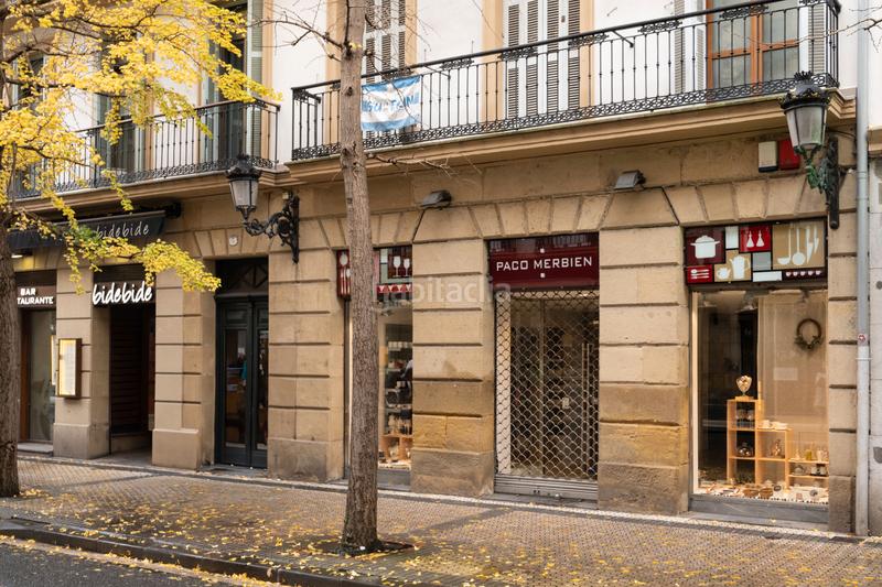 Foto 0225348d-4c49-4bcc-9990-4e4a3823036e. Business premise with heating in Área Romántica Donostia - San Sebastián