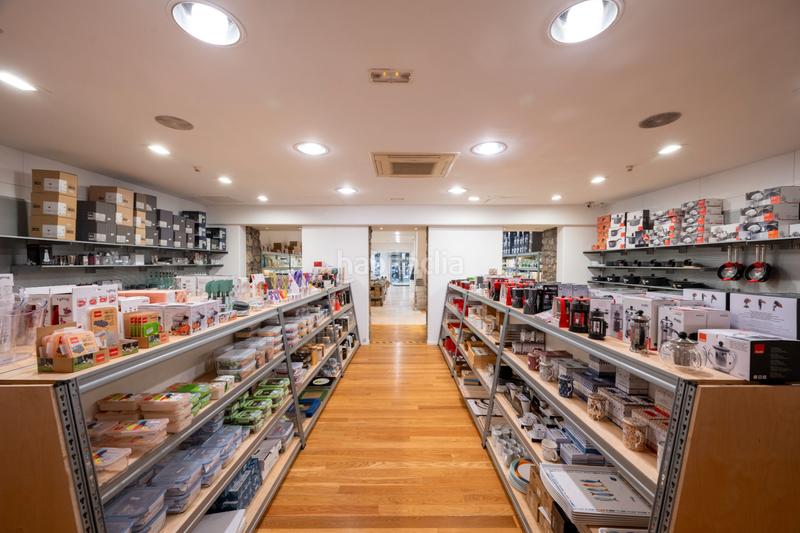 Foto 9ab9f0c8-7582-46b6-965a-86dbb29a29dd. Business premise with heating in Área Romántica Donostia - San Sebastián