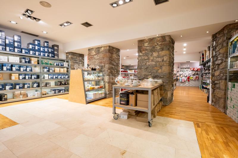 Foto fd68c0b7-cbd6-4e02-bbf1-8bc89c344e56. Business premise with heating in Área Romántica Donostia - San Sebastián