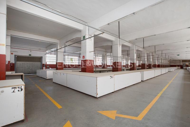 Foto 56ed1e9d-2cb1-4bd1-a6c3-4b3c3620e318. Local comercial magnífico local en venta en iturribide en Bilbao