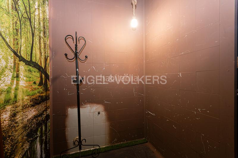 Foto 28911e01-7a46-4d43-a4f6-57d5dbf9dfba. Alquiler local comercial  con gran vidriera en alquiler en calle virgen del carmen en Donostia - San Sebastián